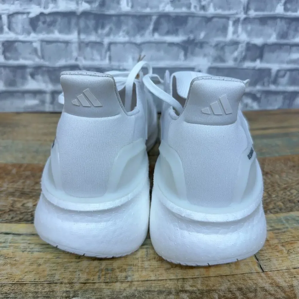 Adidas Ultraboost 5 Running Shoes Triple White ID8813 Mens Size 11.5 New